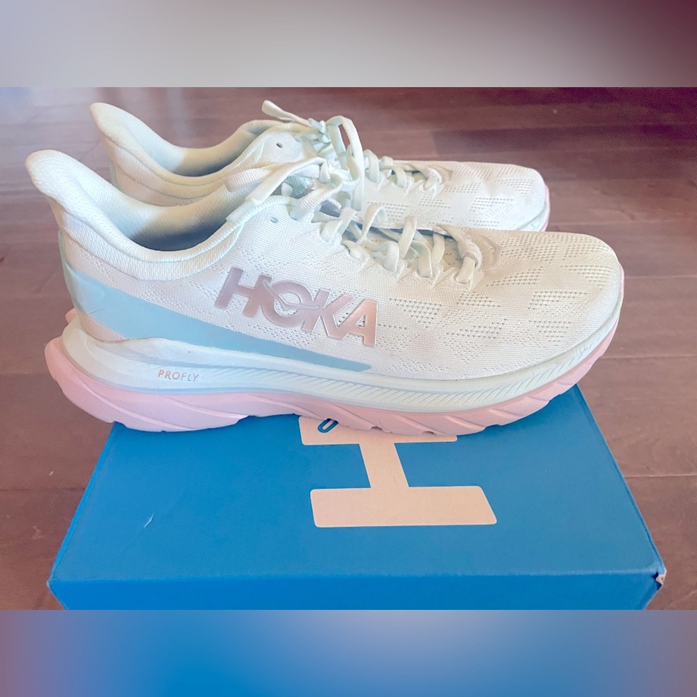 Hoka Mach 4 women’s shoes